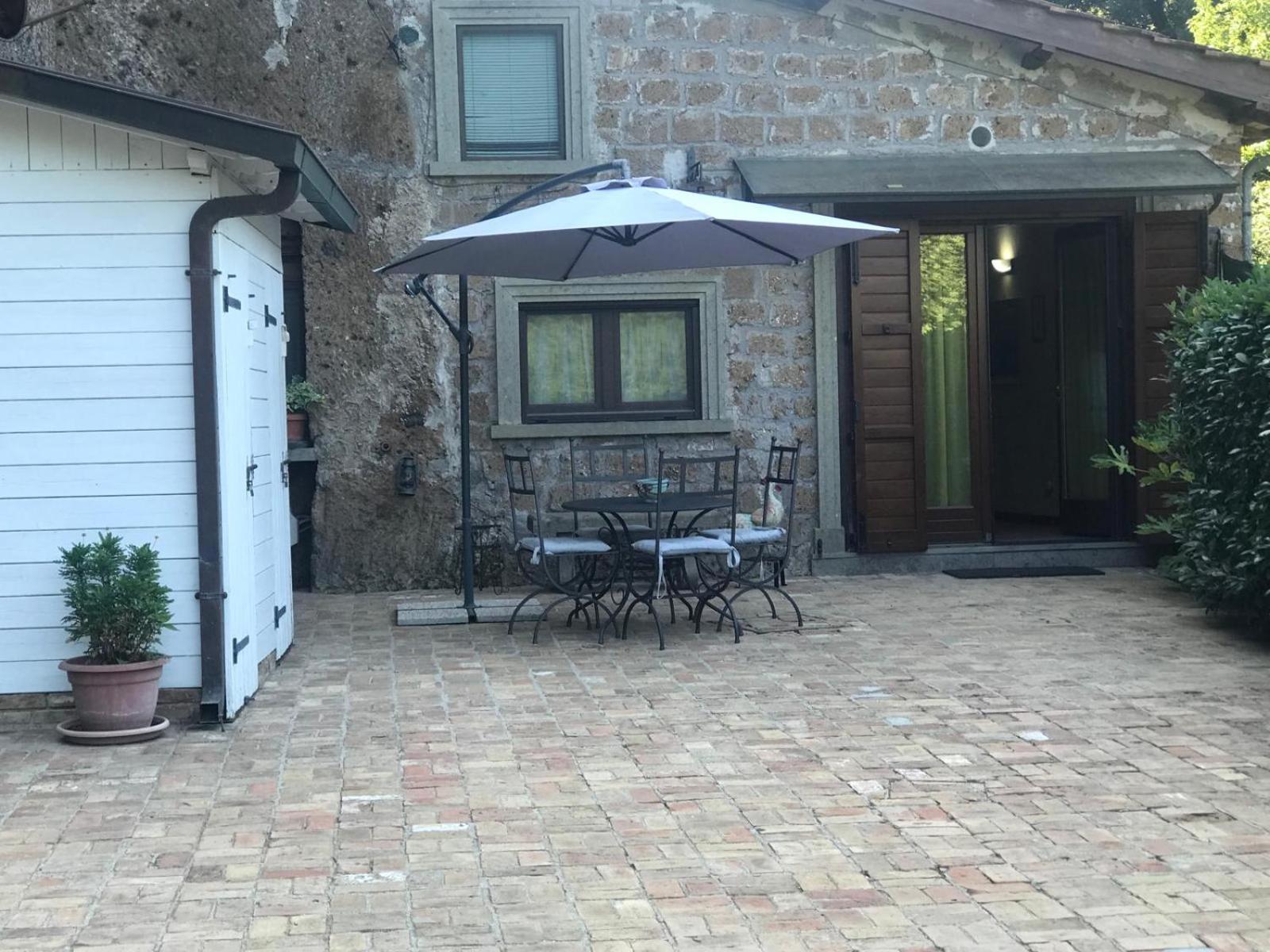 Casetta Santa Fortunata Guest House Sutri Exterior foto